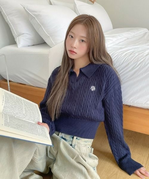 muahmuah ムーアムーア LOGO OPEN COLLAR CABLE KNIT オープンカラー